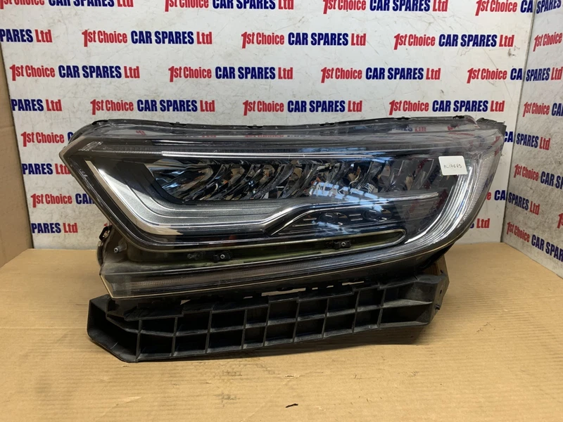 HONDA CR-V CRV MK5 RT68 2019 PASSENGER SIDE HALOGEN HEAD LIGHT LAMP