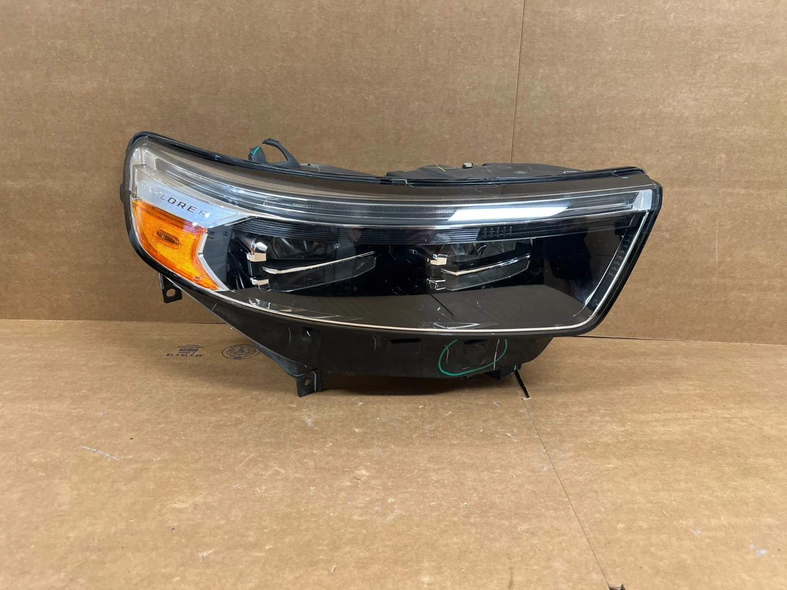 OEM 2023 FORD EXPLORER LED HEADLIGHT RIGHT SIDE RH