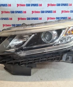 HONDA CR-V CRV MK4 RE68 2015 PASSENGER XENON HEAD LIGHT LAMP *1 BROKEN CLIP*